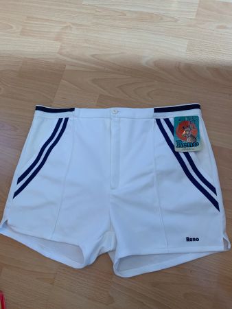 Joli short de tennis vintage neuf taille 42