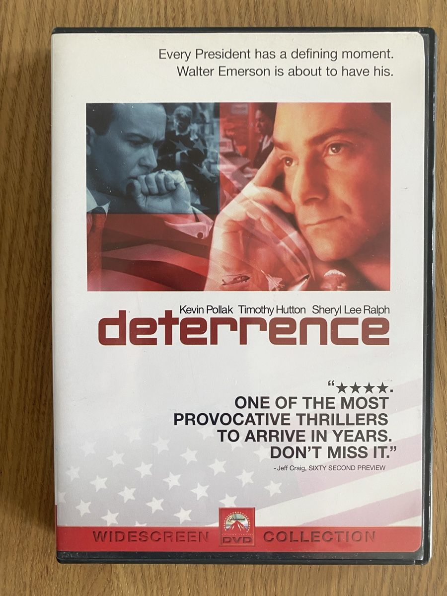 Tous les DVDs: Deterrence DVD - Code 1 – D'occasion à Rüschlikon par Granulat204