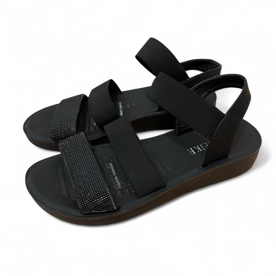 Scarpe da donna: Black sandals with diamanté straps, size 40 – Usato da Winterthur venduto da hachiscutecloset