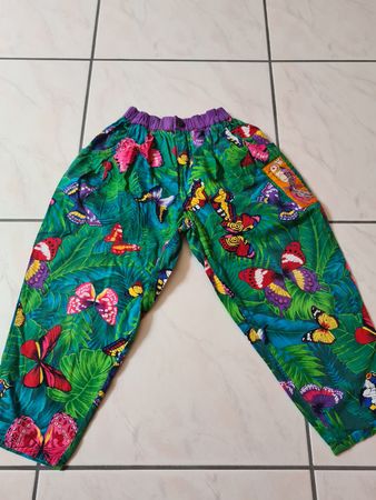 Schicke Sommerhose für Mädchen Gr116