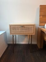 2 Nachttische  Holz/Rattan