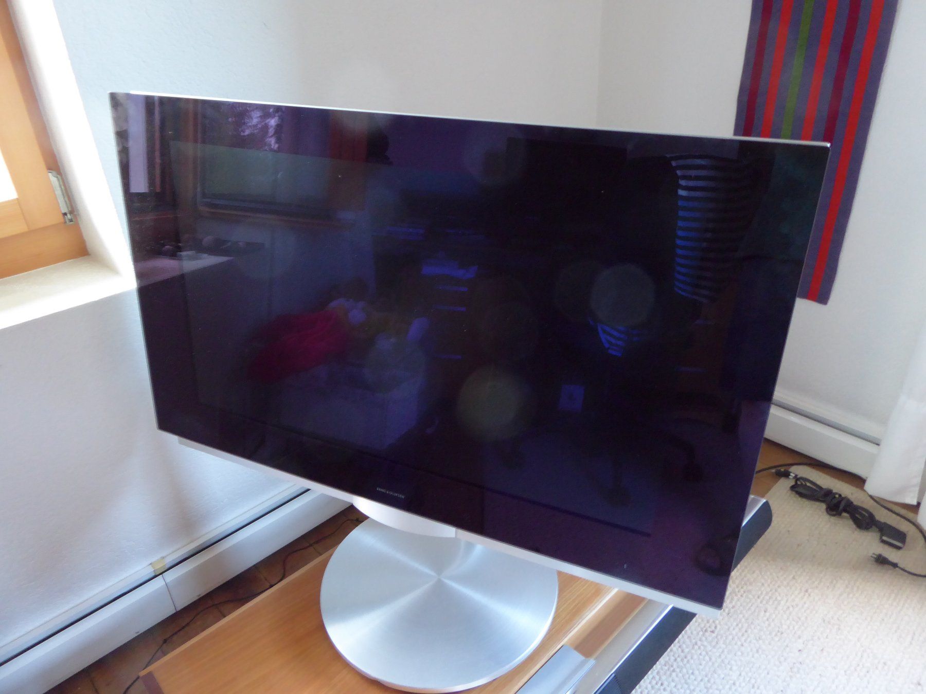 Bang & Olufsen Televisori: BeoVision 7, Type No. 9338 mit elektrischem Standfuss – Usato da Eschenz venduto da sommerwind2012 8