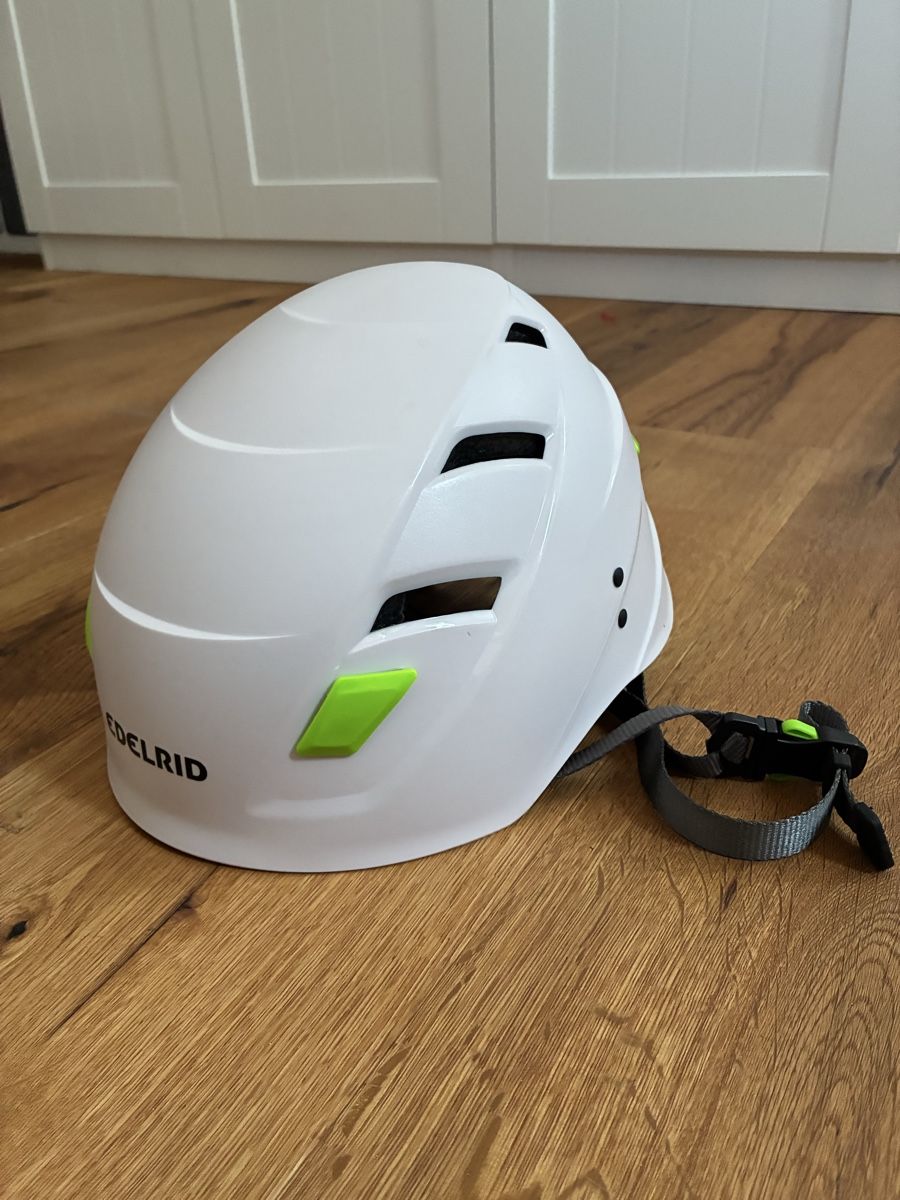 Attrezzatura da arrampicata: Klettergurt, Kletterhelm und Flüssigkreide – Nuovo (secondo la descrizione) da Hünenberg venduto da dan_npw9 3