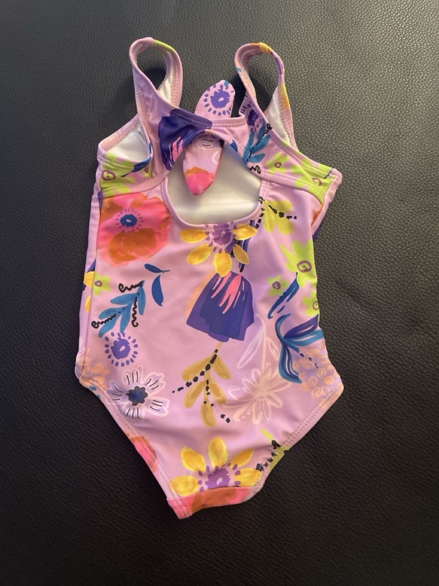 Costumi da bagno & Bikini: Pusblu Badeanzug, Gr. 92, Blumenmuster, neu – Nuovo (secondo la descrizione) da Weiningen ZH venduto da wunderkaro 1