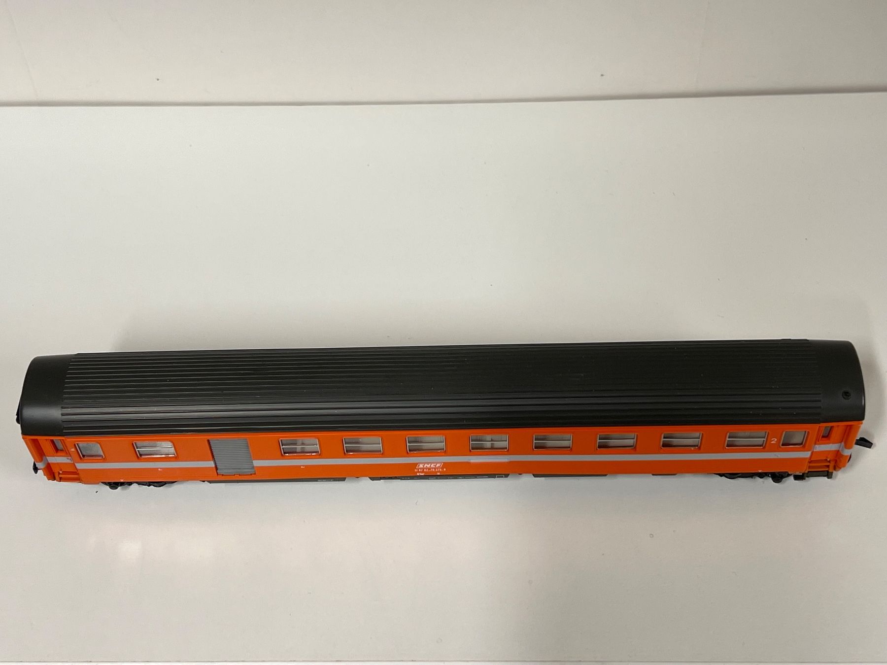 Roco Modellini di ferrovie: Roco SNCF 2.Kl./ Gepäckwagen H0 DC – Usato da Geroldswil venduto da TopTrain54 4