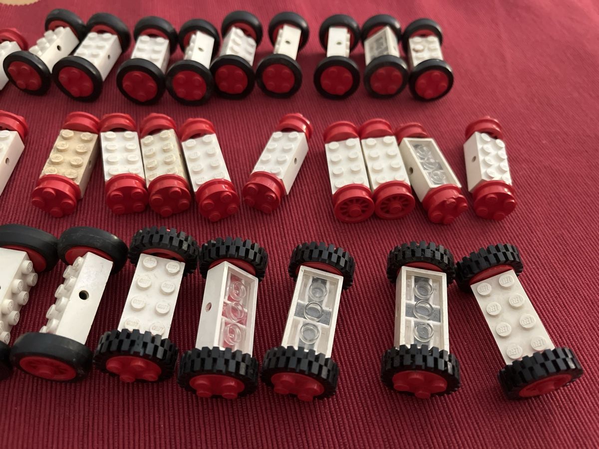 Lego Giocattoli: Lego Achsen Vintage 37 Stück – Usato da Neuenhof venduto da Pixeline 1