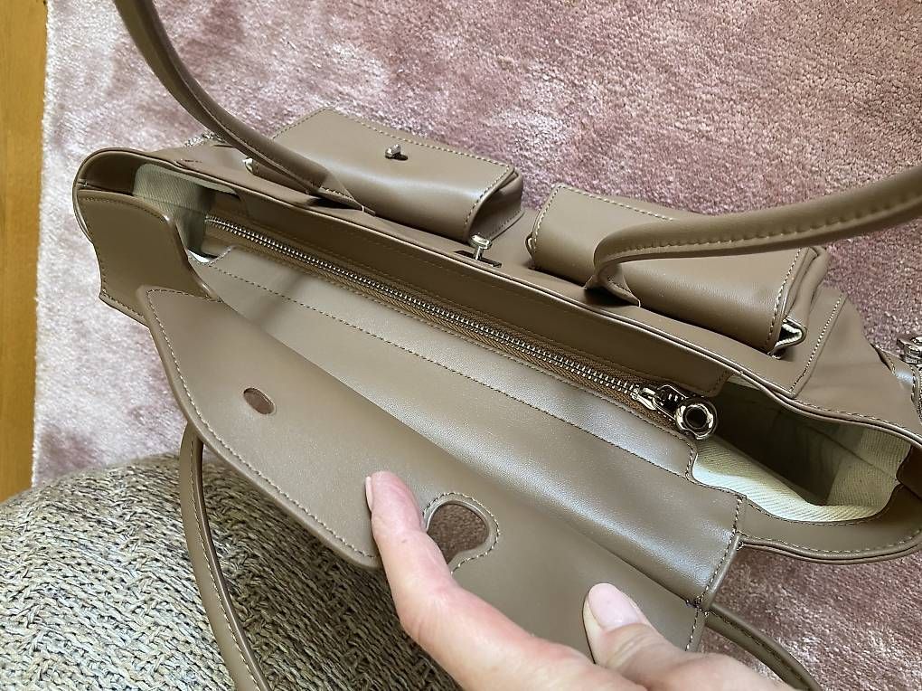 Sacs femmes: Tasche  – Neuf avec emballage d'origine à Ostermundigen par Natalia1973 3