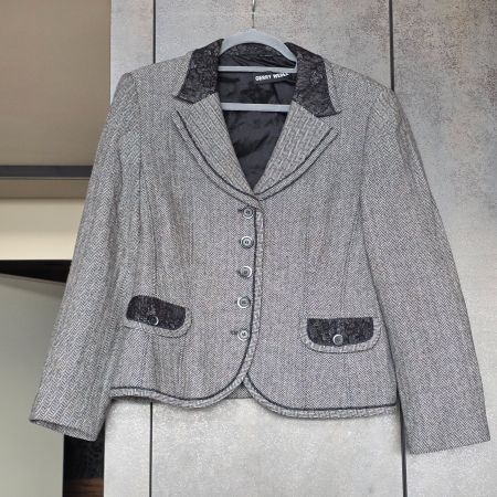 🐸 GERRY WEBER KURZ BLAZER JACKE 38 FISCHGRAT SCHWARZ WEISS