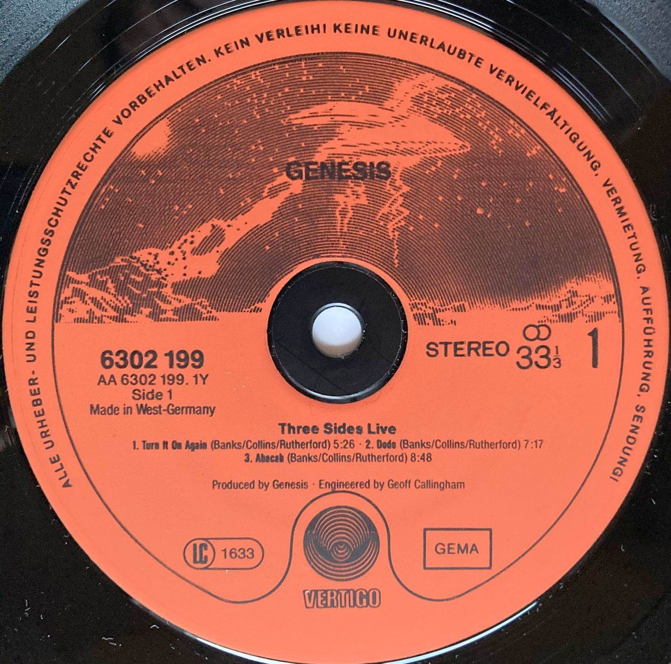 Dischi in vinile: GENESIS - THREE SIDES LIVE – Usato da Bottens venduto da hotter-than-hell 2