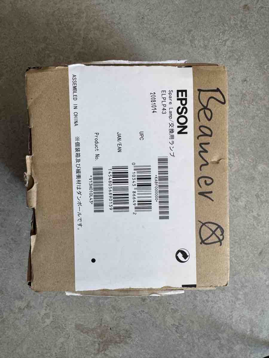Epson Proiettori: EPSON ELPLP43 Ersatzlampe Beamer neue – Usato da Zürich venduto da BuZz_zh