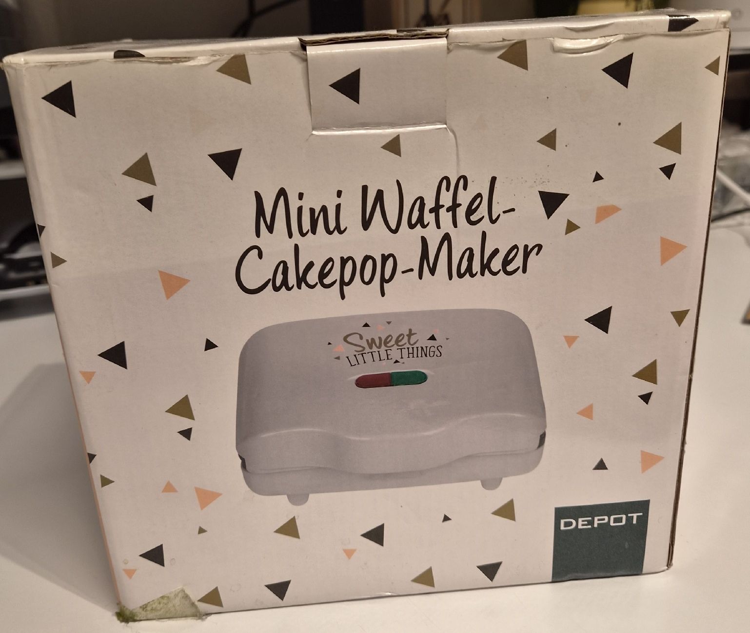 Elettrodomestici da cucina: Mini Waffel-Cakepop-Maker Depot neu – Nuovo (secondo la descrizione) da Zürich venduto da supermanfred4955