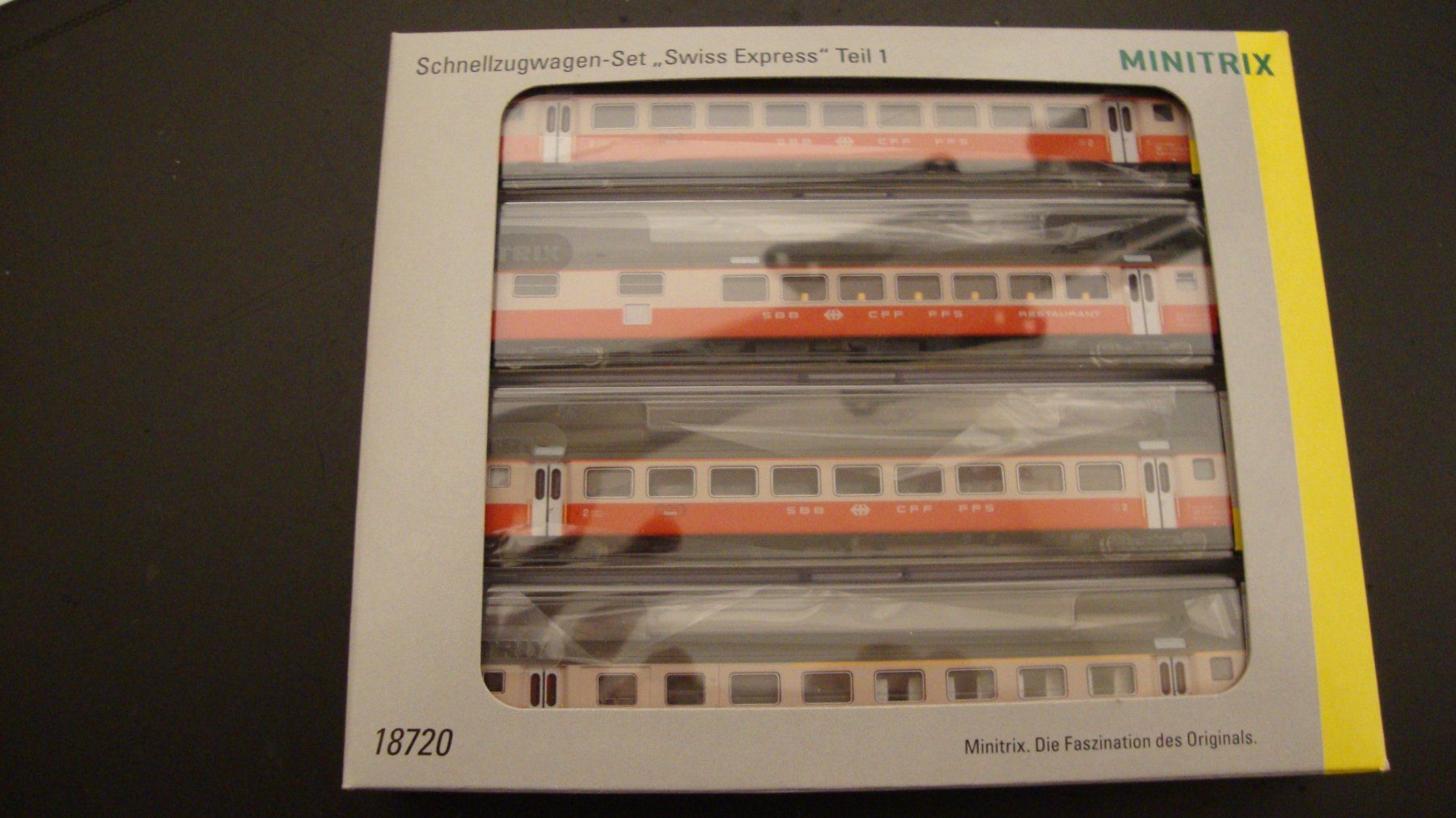 Trix Modellini di ferrovie: Swissexpress Wagenset – Nuovo (secondo la descrizione) da Bülach venduto da heku02 1