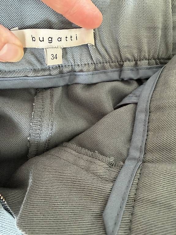 Bugatti Pantaloni: Bugatti Stoffhose 34/36 – Nuovo (secondo la descrizione) da Sins venduto da bit_rg7j 2