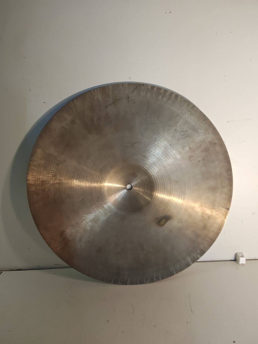 Strumenti musicali: Becken, Durchmesser 41cm, Devo (nov646) – Difettoso da Künten venduto da Schnaepplihuus 3