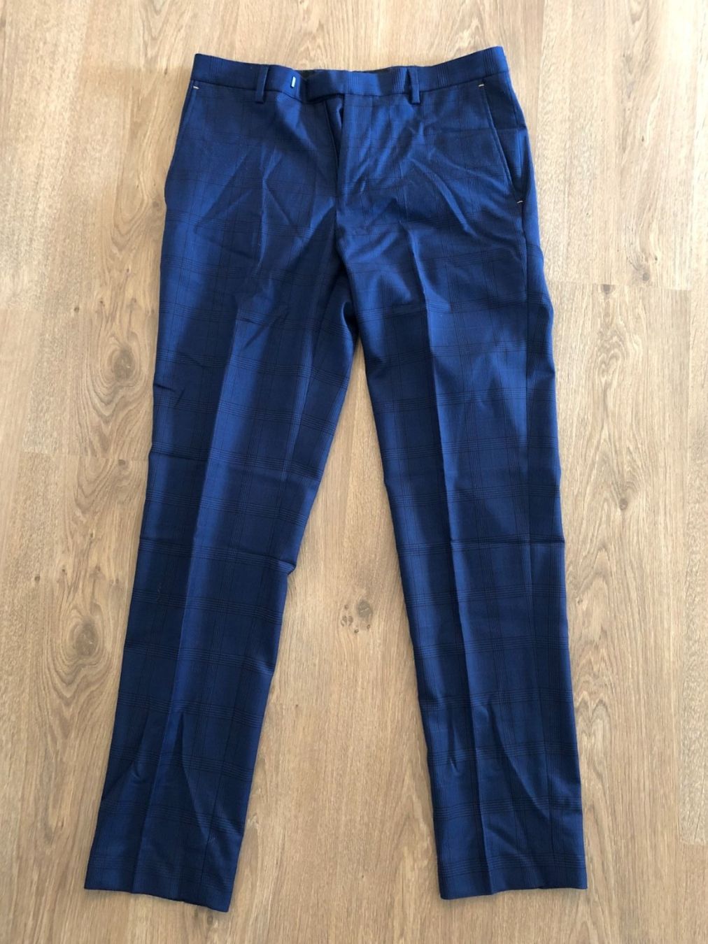 Completi: Pantalon de costume – Usato da Neuchâtel venduto da Andreas.Bach