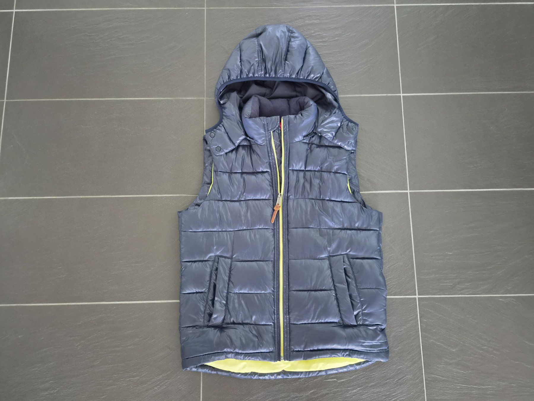 Esprit Gilet & Giacche: Esprit Gilet Gr. L – Usato da Trimstein venduto da luke1007