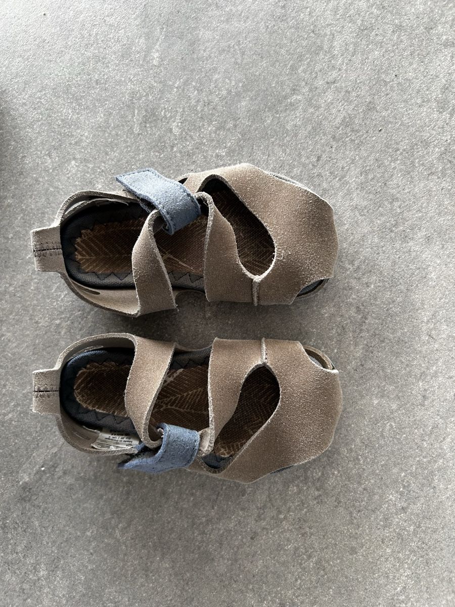 Wildling Schuhe für Jungen: Feder Kakao Gr. 20 – Gebraucht aus Wangen b. Olten von steffi2011