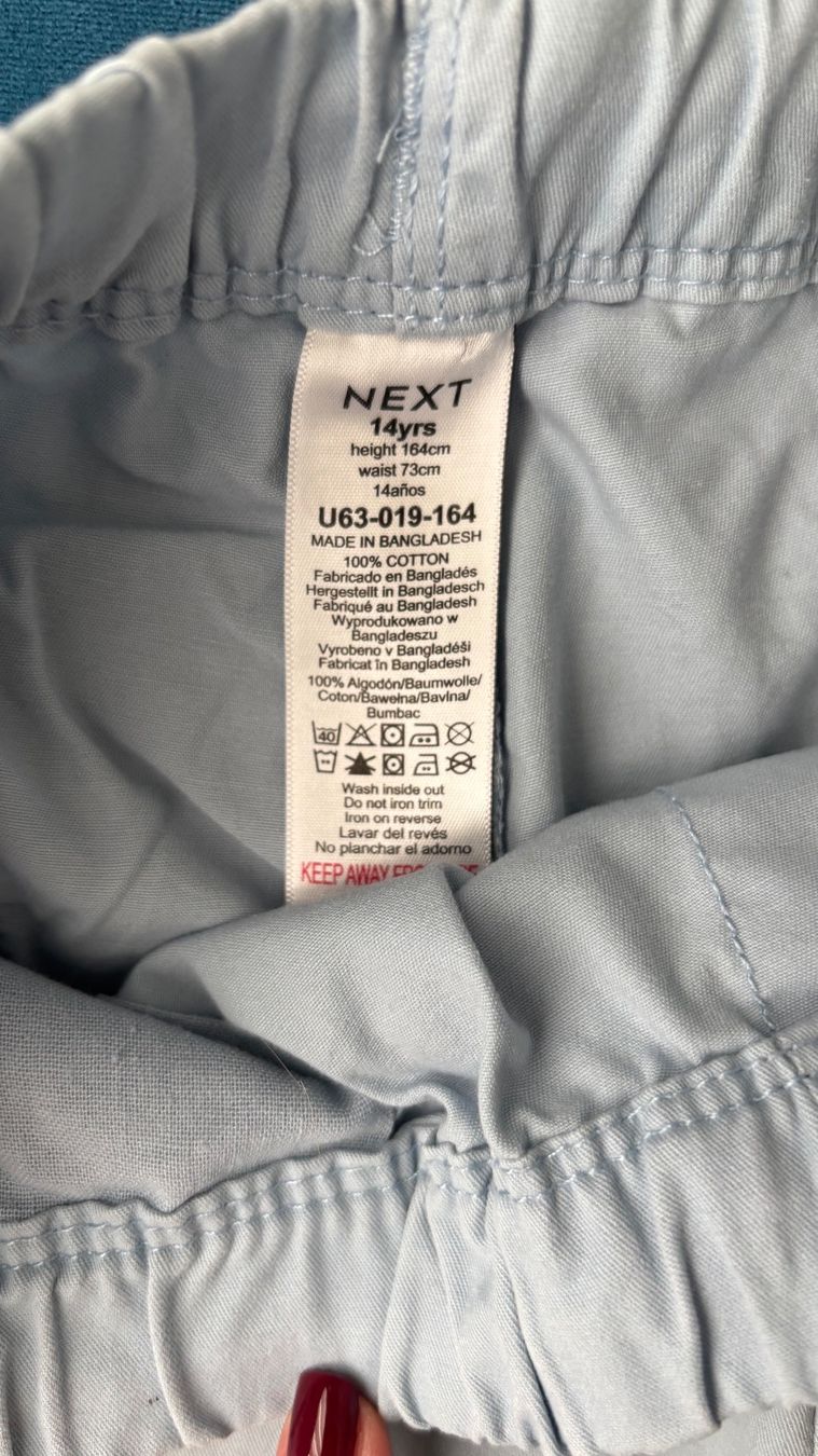 Next Pantaloni: Shorts / kurzhose, NEXT Gr. 14 J. – Usato da Volketswil venduto da Irkasha 1