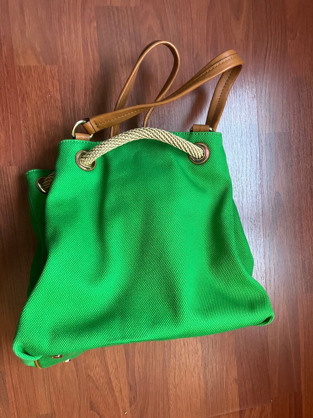 Michael Kors Borse da donna: Michael Kors Beuteltasche grün – Nuovo (secondo la descrizione) da Unterseen venduto da amj_zz7j 1
