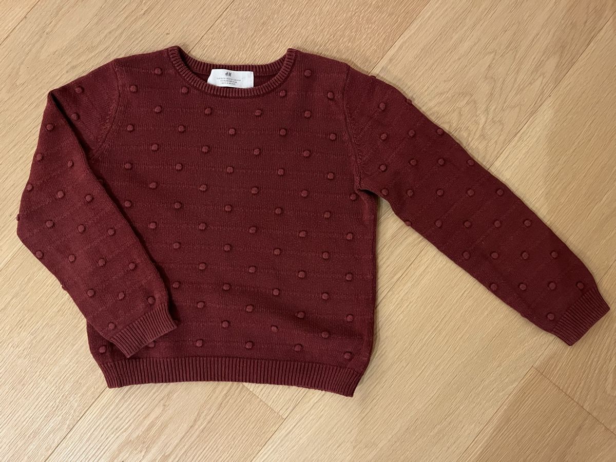 H&M Pullover & Sweatshirts: Dark red knit sweater, size 110/116 – Gebraucht aus Planken von R4gskL7