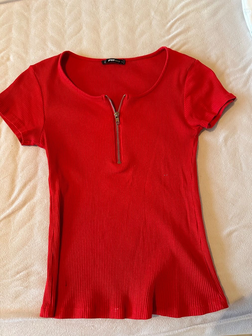 T-shirt: Kleiderpaket T-Shirt  /  Grösse: S – Usato da Oberhofen Thun'see venduto da ClaudiaKelesh 3