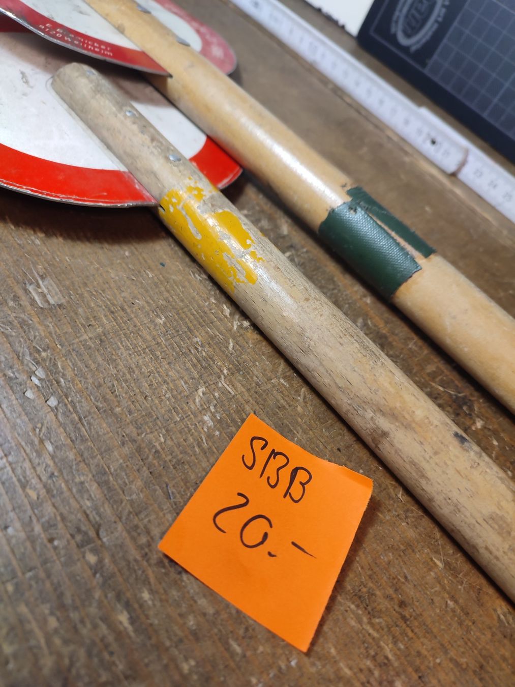 Insegne: Wunderschöne Winkerkelle Signalisationskelle SBBoderDB? – Usato da Gelterkinden venduto da MYSTOREFORYOU4460 9