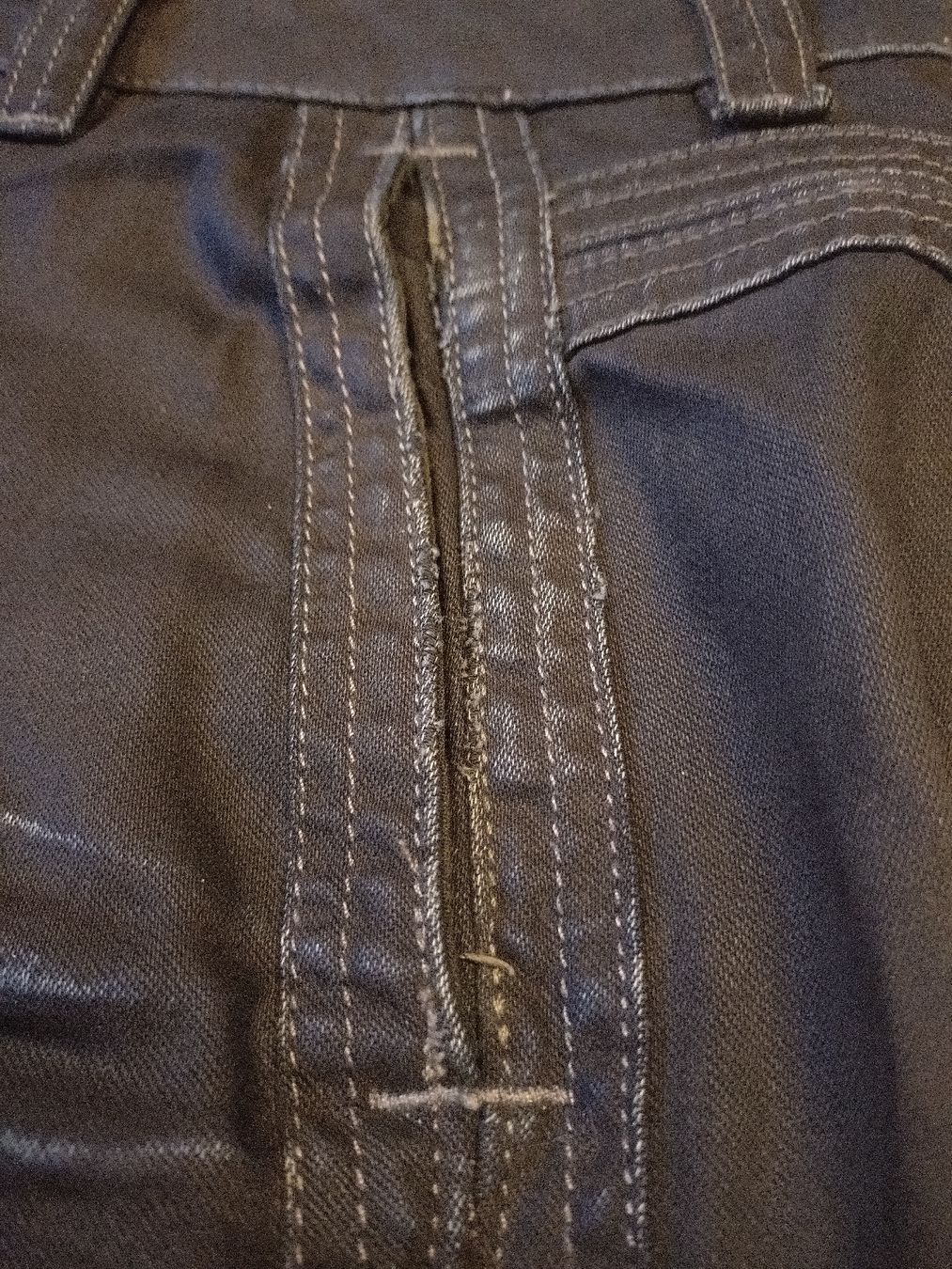 Kenzo Jeans: Kenzo Jeans, Taille US 34-32, Slim Fit – D'occasion à Farvagny-le-Grand par LaCaverne 7