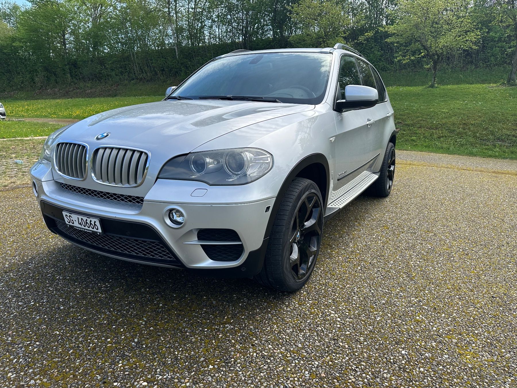 BMW Automobili: Frisch Ab MFK BMW X5 x Driver 40 d – Usato da St.Gallen venduto da maxi1979 1