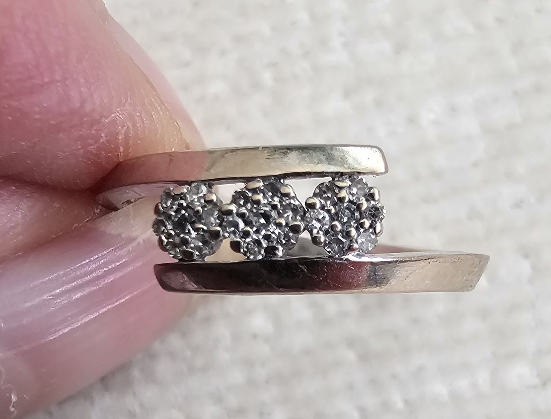 Ringe: Weissgold Ring 750, 18 k – Gebraucht aus Grosshöchstetten von Chaotik-Reptil