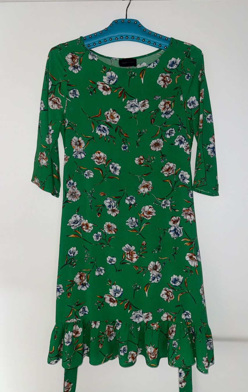 Only Vestiti: langärmeliges Kleid Gr.34 – Usato da Buchrain venduto da nat_pl5p