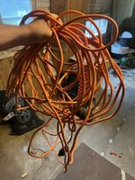 Etwa 20Meter langes Verlängerungskabel 
