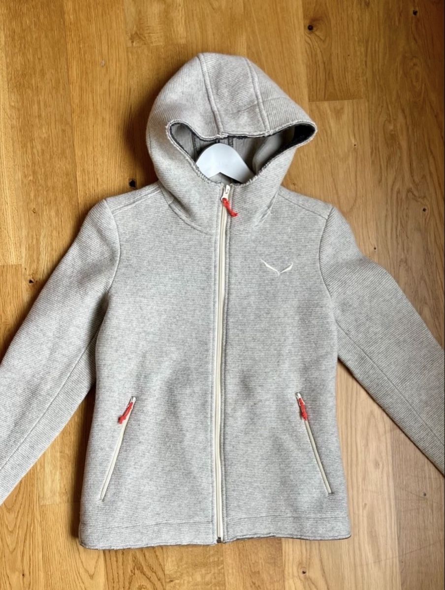 Sherpa Giacche: Salewa Damen Woll-Jacke – Nuovo (secondo la descrizione) da St. Gallen venduto da Debi. 4