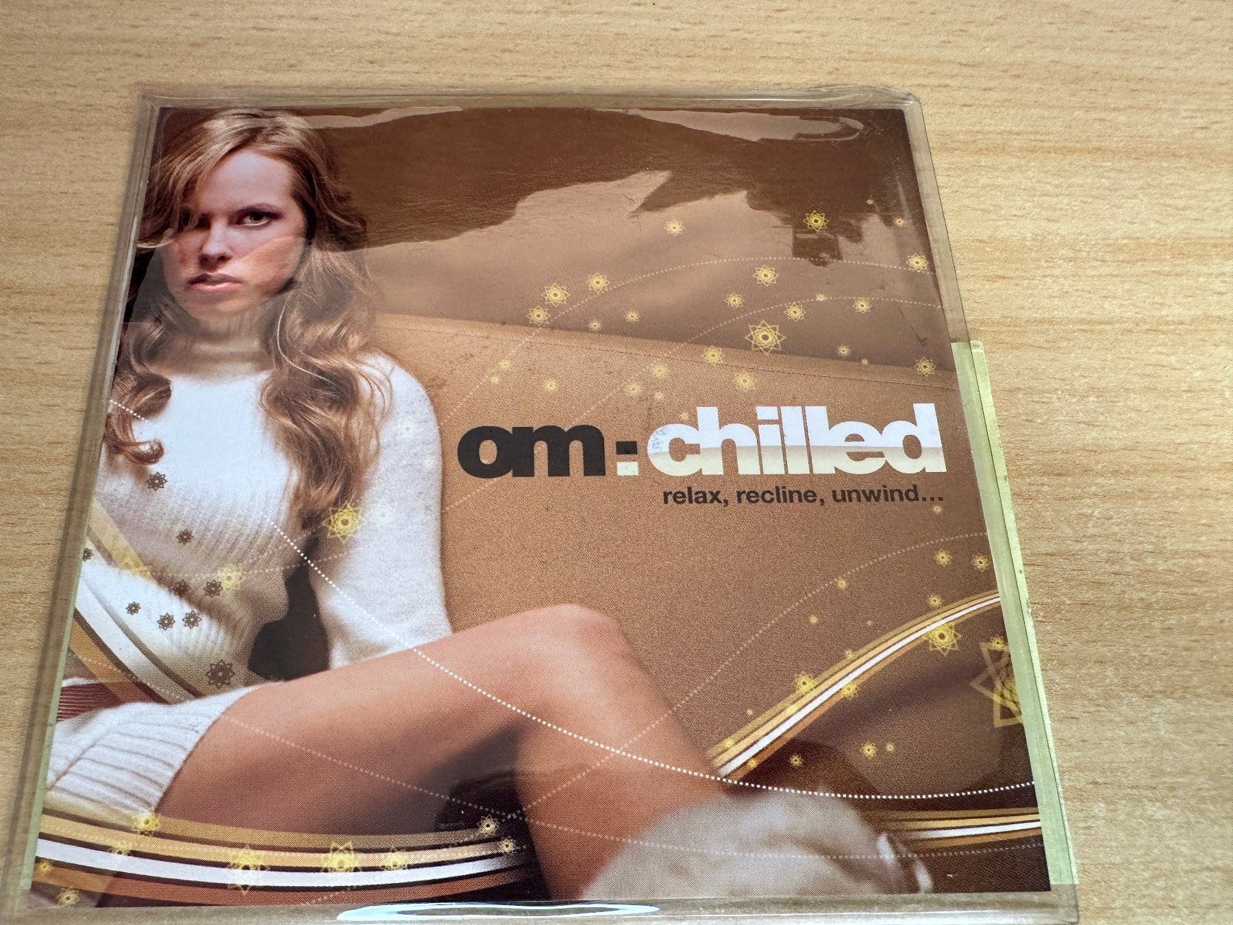 CDs: Various – Om: Chilled - Promo CD – Gebraucht aus Rikon im Tösstal von Alpenmutz