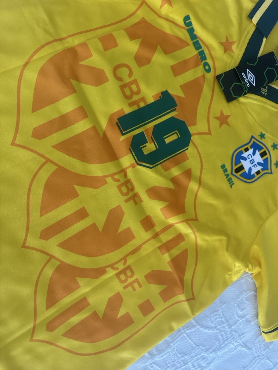 Umbro Leibchen & Hosen: Brazil 1994 Jersey - Ronaldo 19 – Neu und originalverpackt aus Oberrieden von jon_5cl2 4