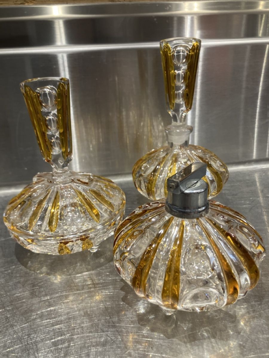 Flaconi: Flacons Vintage crystal Ambré Parfum Coiffeuse – Usato da La Neuveville venduto da Canelle4