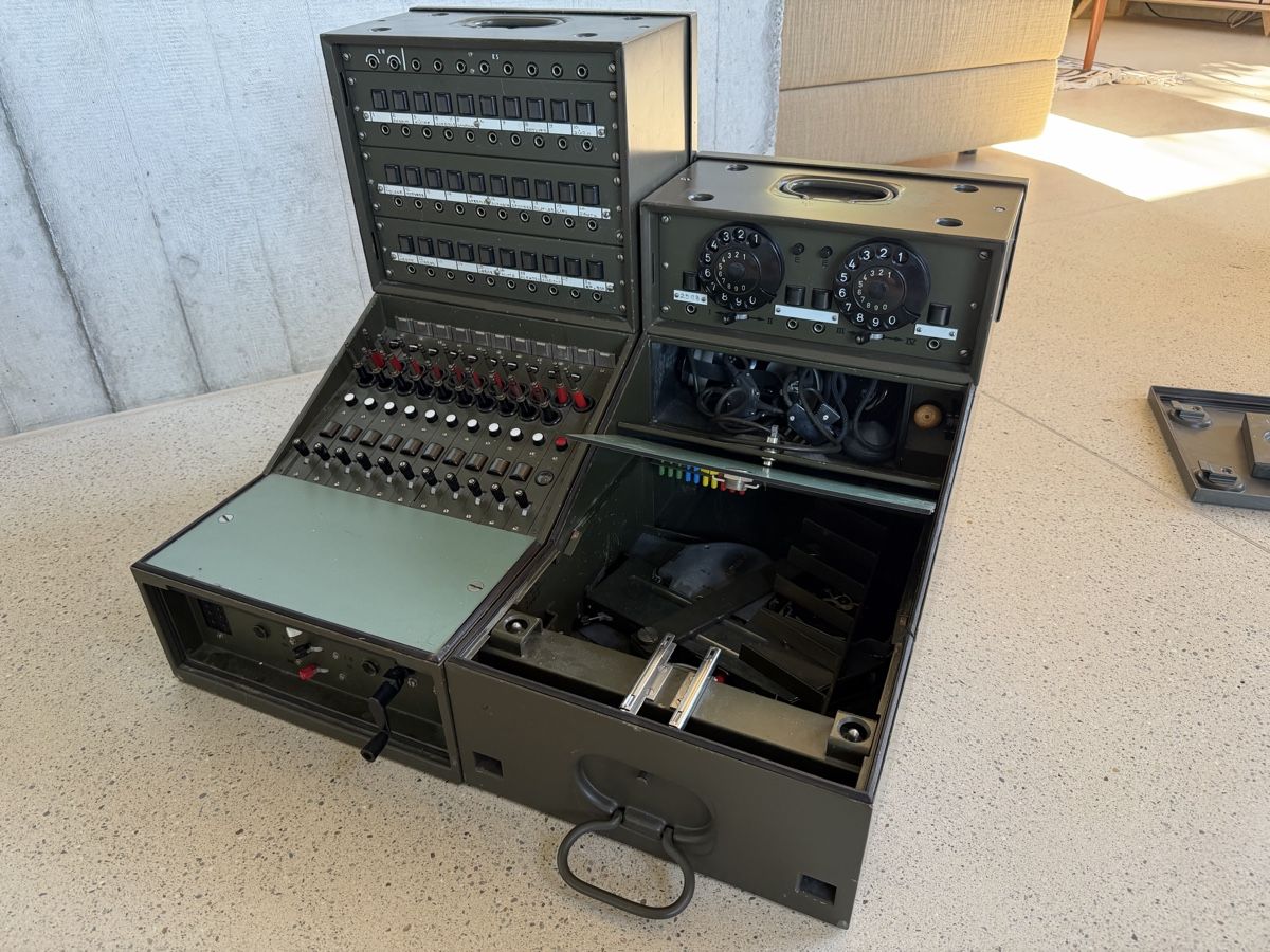 Telefoni: Telefonanlage Militaria – Usato da Stallikon venduto da Standpunktb 1