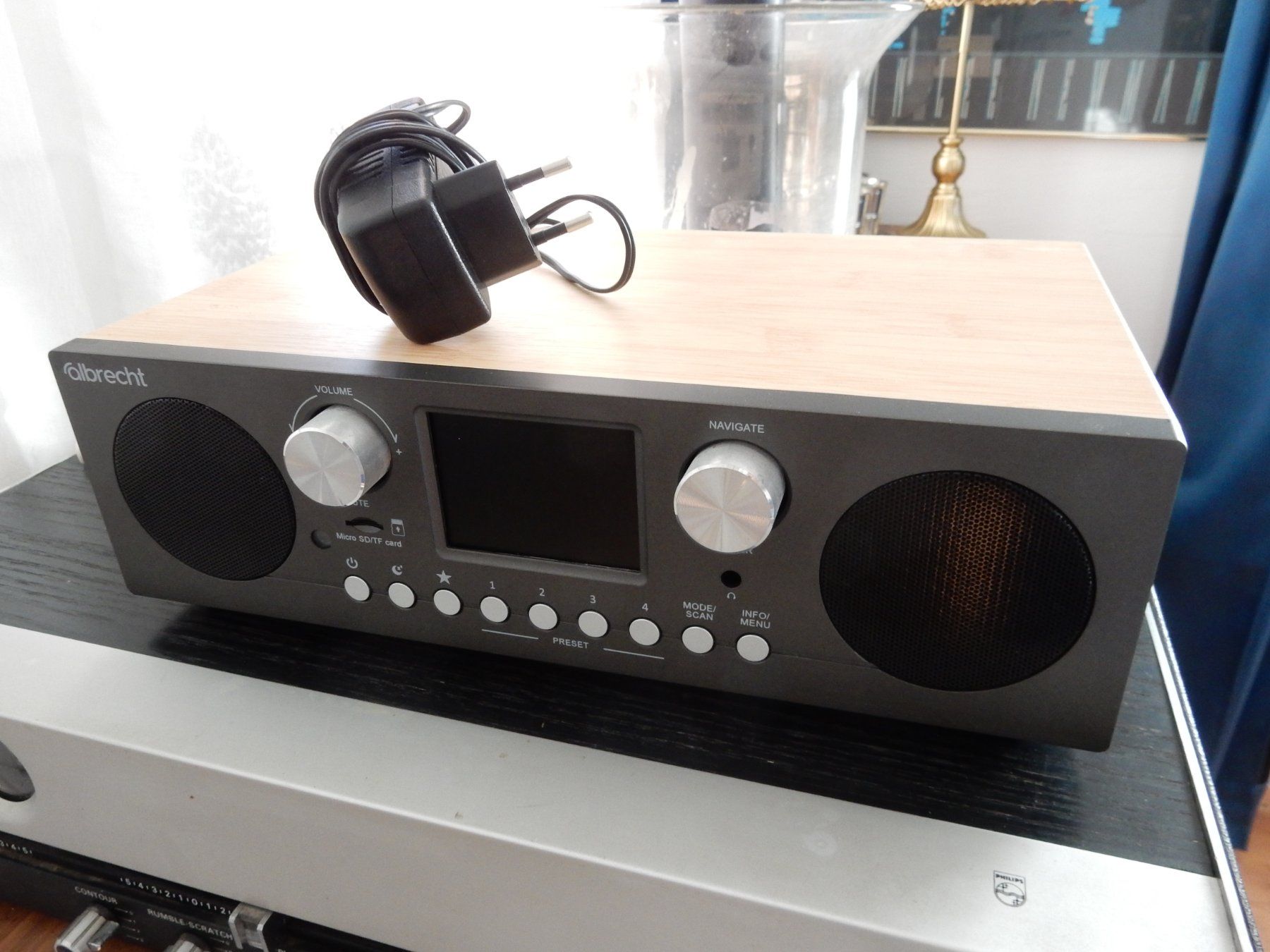 Radios: DAB + Radio Top. – D'occasion à Balsthal par Subaru11 4