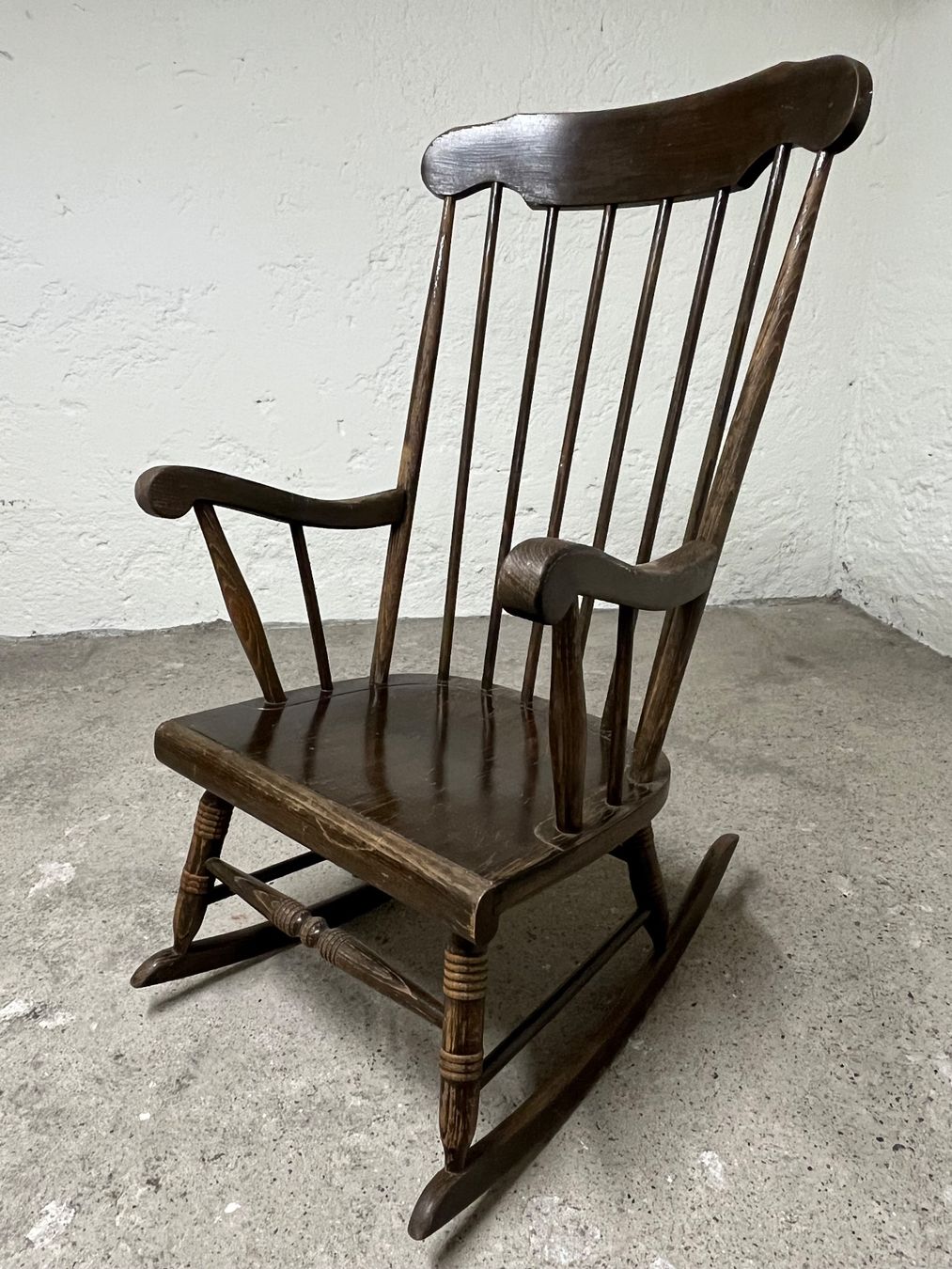 Chaises: Schaukelstuhl – D'occasion à Zürich par JanoschZurich
