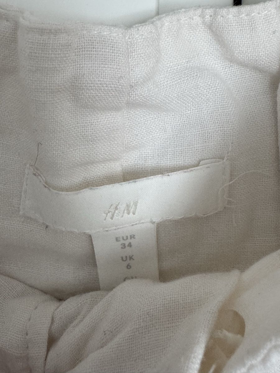 H&M Pantalons: Linen shorts – D'occasion à Genève par chk_h2dy 2