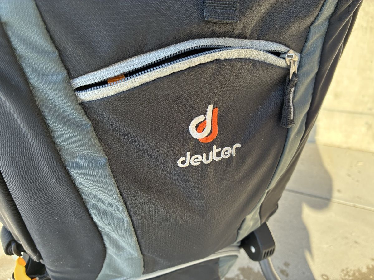 Deuter Marsupi portabebè: Deuter Kindertragerucksack – Usato da Riggisberg venduto da Mat141 1