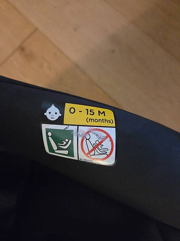 Seggiolini per auto: Vendo seggiolino  – Usato da Montagnola venduto da chr_yy9g 2