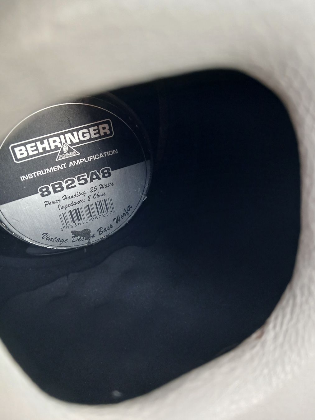 Behringer Amplificatori: Ampli bass Behringer Thunderbird B-108 customised – Usato da Penthalaz venduto da Allgoodsuisse 8