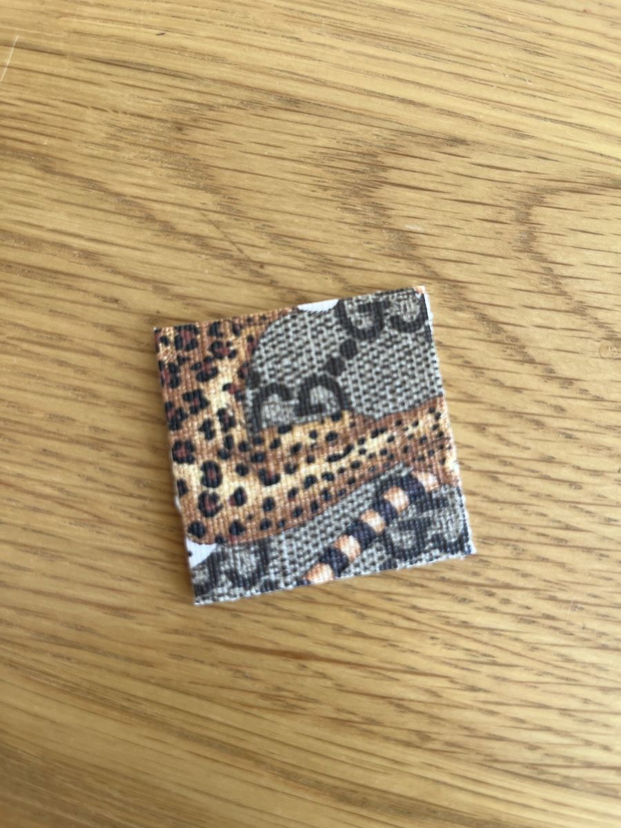 Tissus: Échantillon tissu Gucci  – Neuf (Voir description) à Jouxtens-Mézery par celineka82