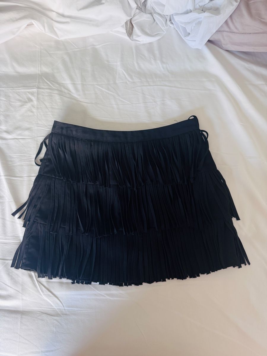Zara Röcke: Jupe ZARA BASIC noire à franges taille 36 – Neu (gemäss Beschreibung) aus Avry-sur-Matran von Anarda 2