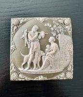 Antike Schmuckdose, Vintage Dose mit Relief Motiv