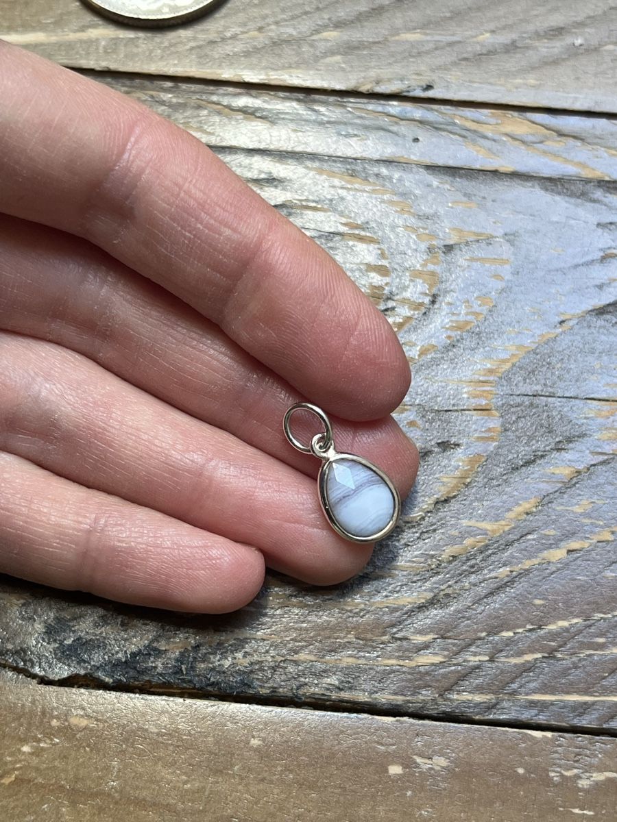 Ciondoli: Blauer Chalcedon Anhänger Silber 925 – Nuovo e nell'imballaggio originale da Worb venduto da alfiie824 2