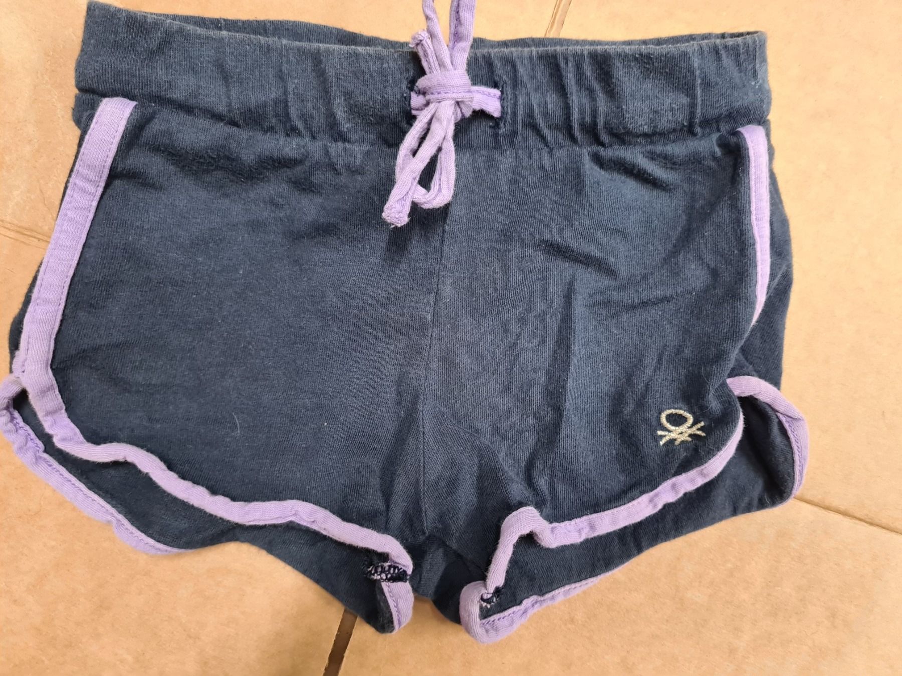 Benetton Pantalons: Baby Shorts ca 74-86, BENETTON – D'occasion à Amriswil par used2use 1