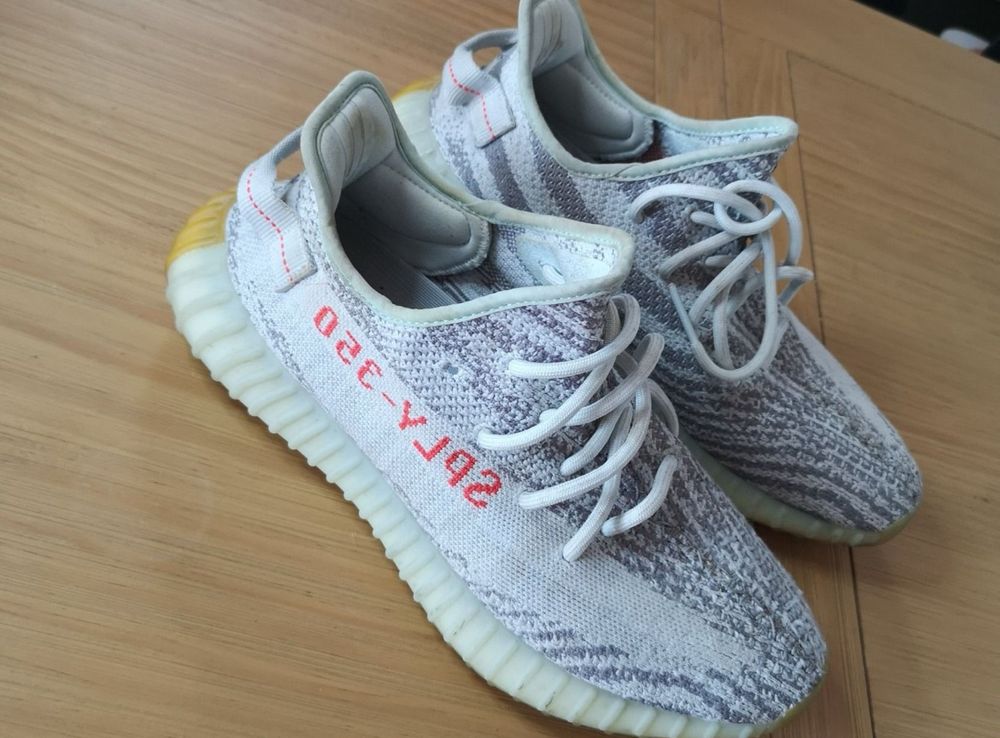 Adidas yeezy hotsell 43 gris