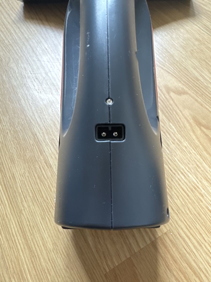 Vileda Altro per la casa: Volera Cordless Window Vacuum Cleaner – Usato da Dübendorf venduto da ClaraS. 6