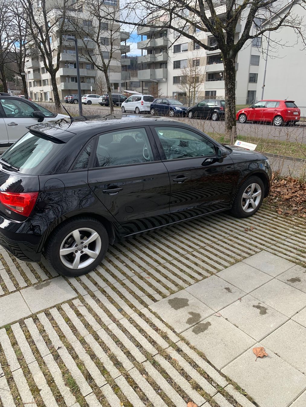 Audi Automobili: Audi A1, Black Edition, Excellent Condition, Low Miles – Usato da Zürich venduto da salsa010